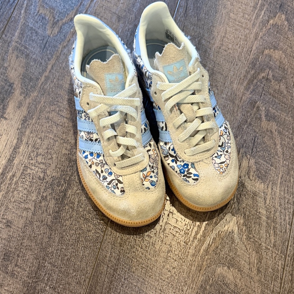 Adidas Beige and Blue Floral Sneakers